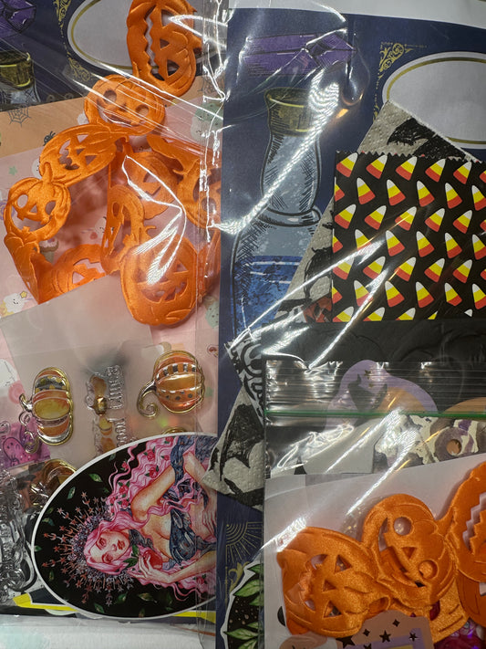 Halloween Junk Journal Kit